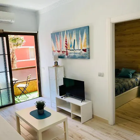 Апартаменти Salvador Cuyas 